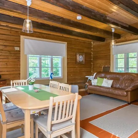 Sirpukka By Interhome Tihusniemi