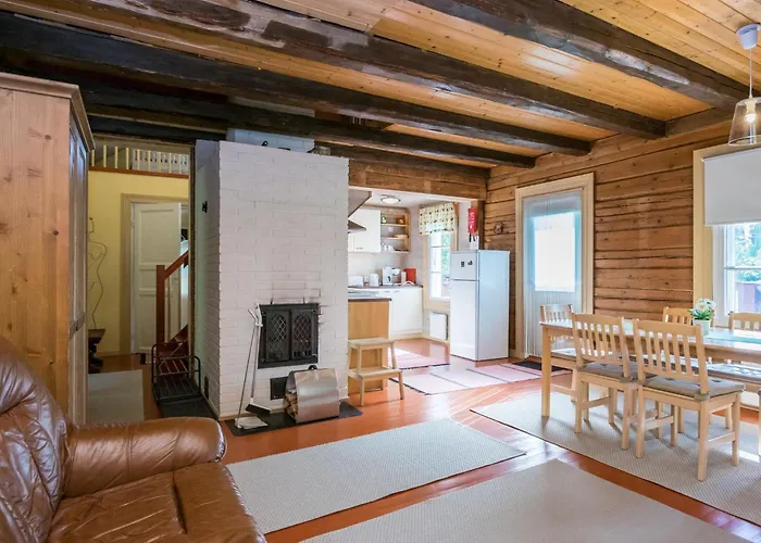 Hébergement de vacances Sirpukka By Interhome Tihusniemi