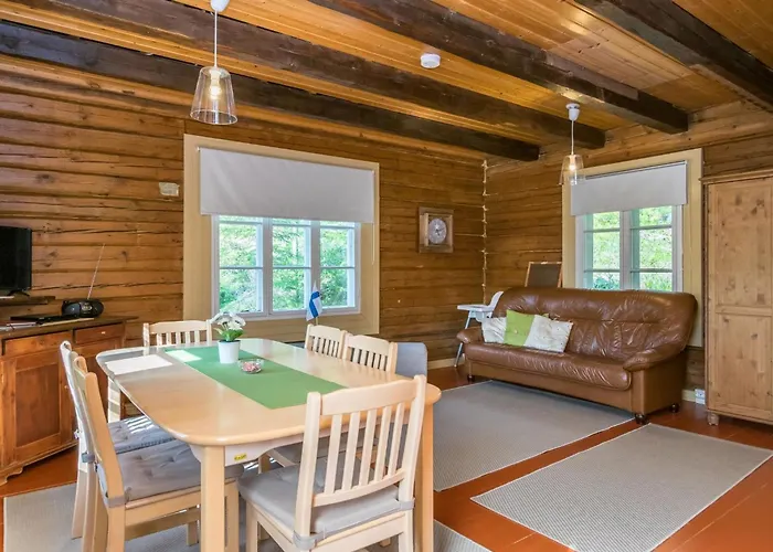 Sirpukka By Interhome Tihusniemi